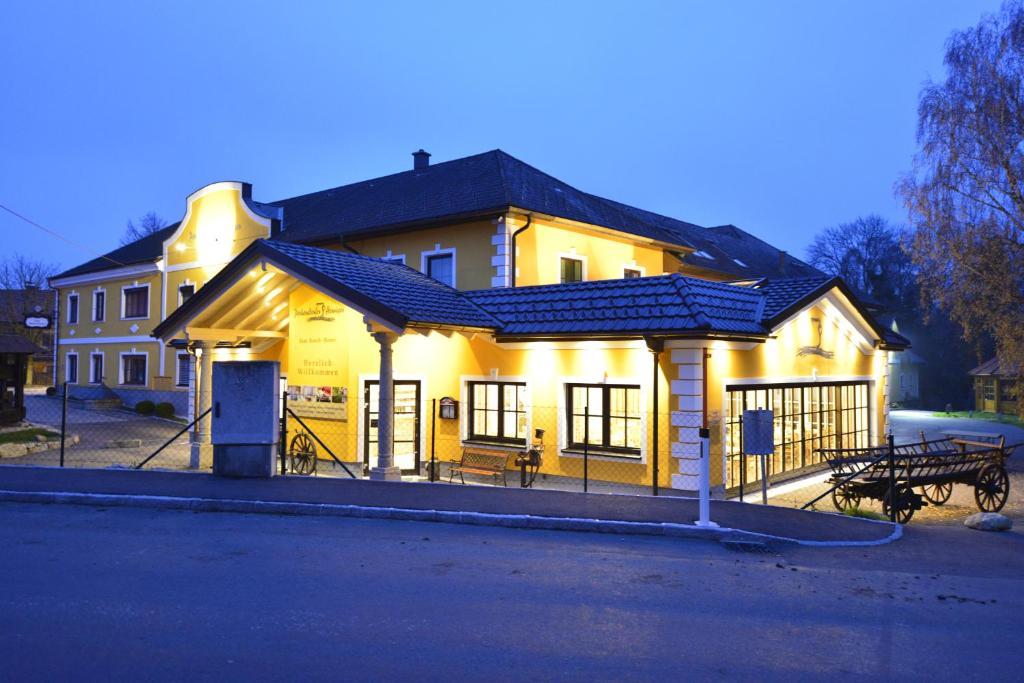 Hotel Perbersdorfer Heuriger Neuhofen an der Ybbs Exterior foto