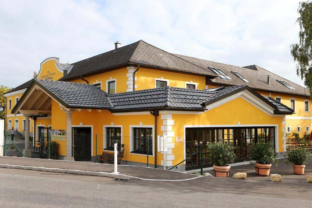 Hotel Perbersdorfer Heuriger Neuhofen an der Ybbs Exterior foto